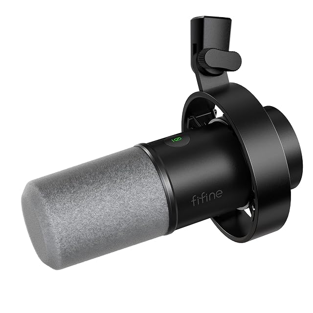 FIFINE AmpliTank K688 dynamic microphone in its shock mount