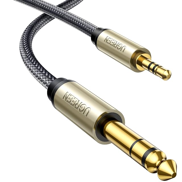 UGREEN nylon-braided 3.5 mm to 6.35 mm audio cable