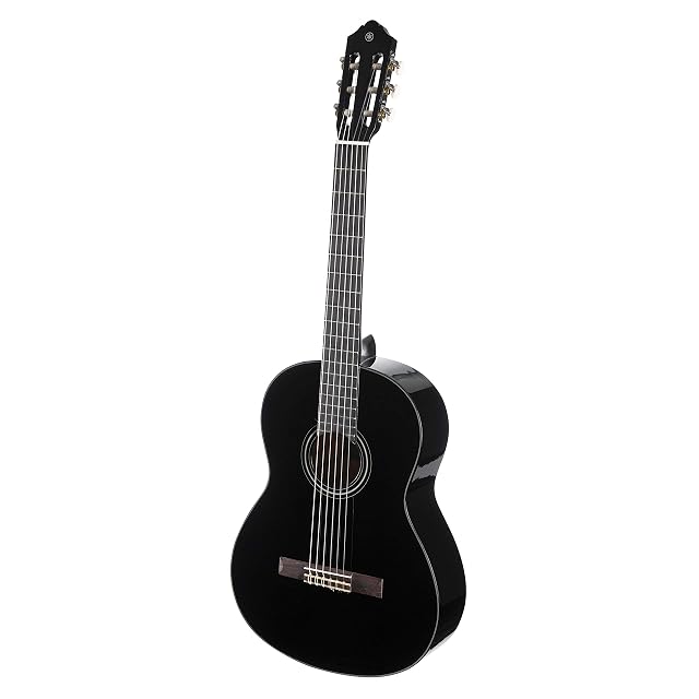 Yamaha C40II classical guitar in black